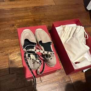 Valentino Garavani Red Box